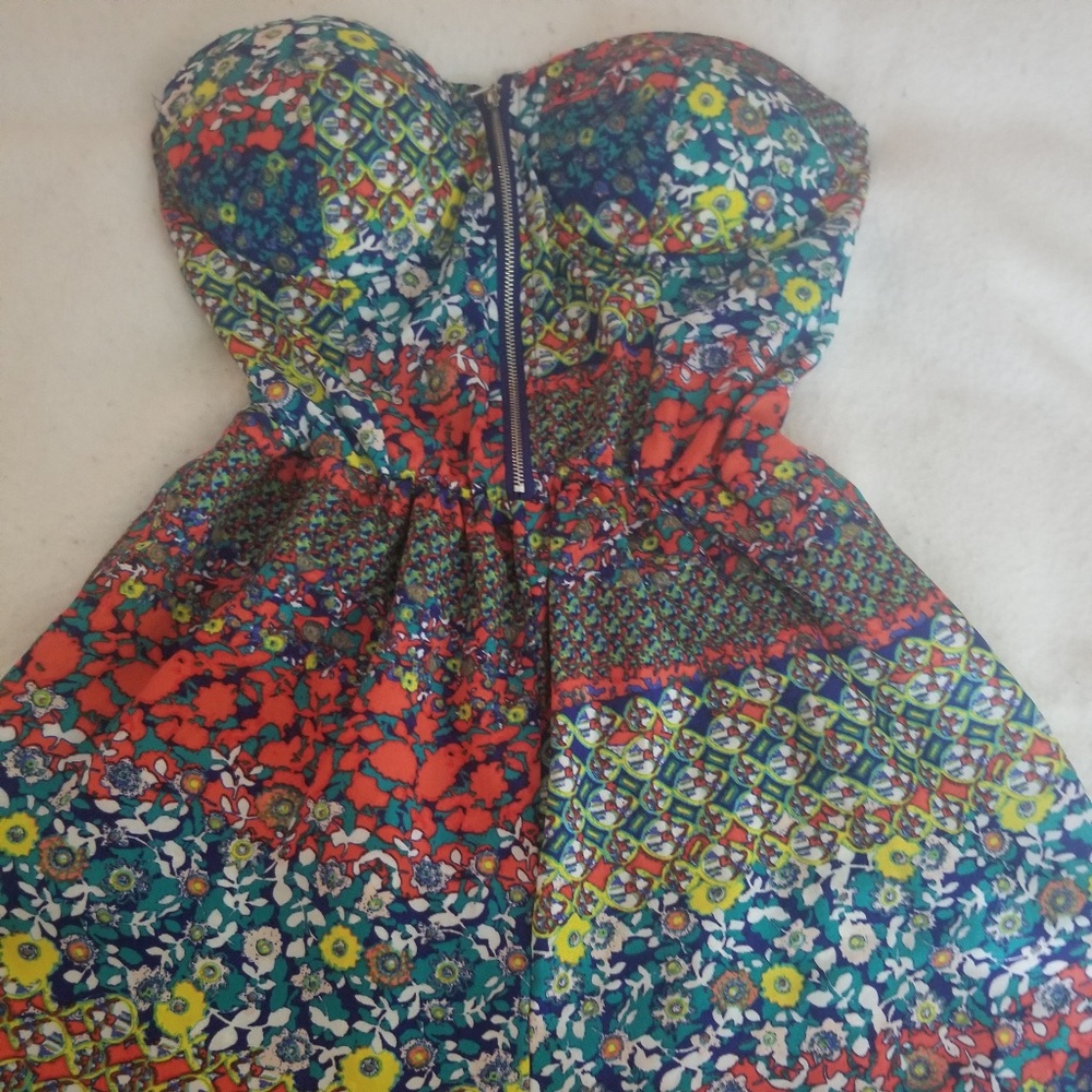 Strapless jumper